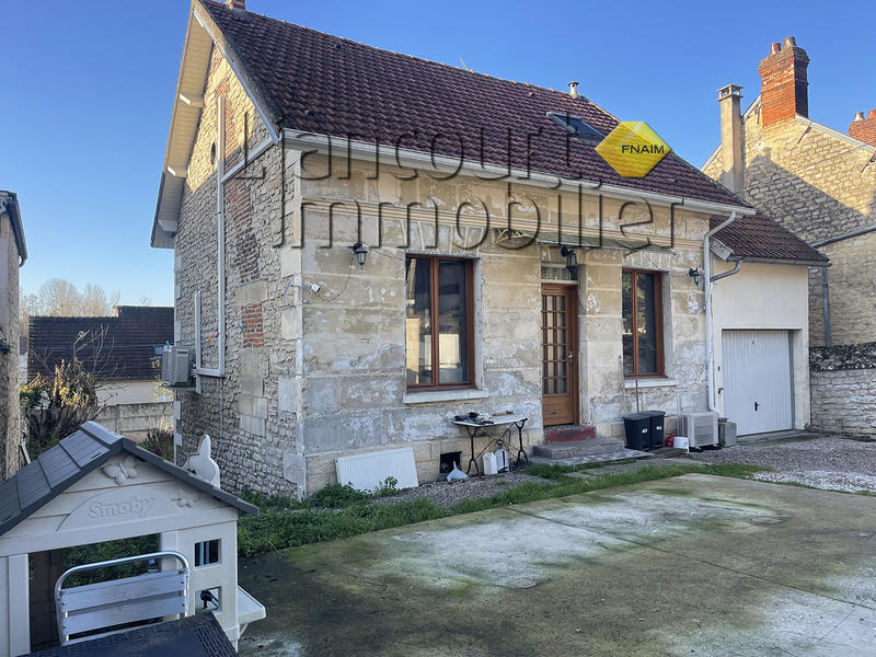 Maison - 70 m² - 4 pièces