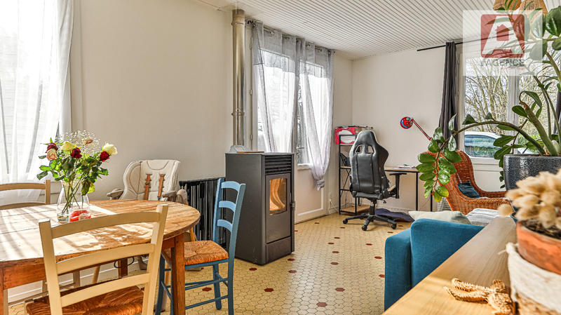 Maison - 83 m² - 3 pièces