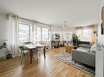 Appartement - 83 m² - 4 pièces