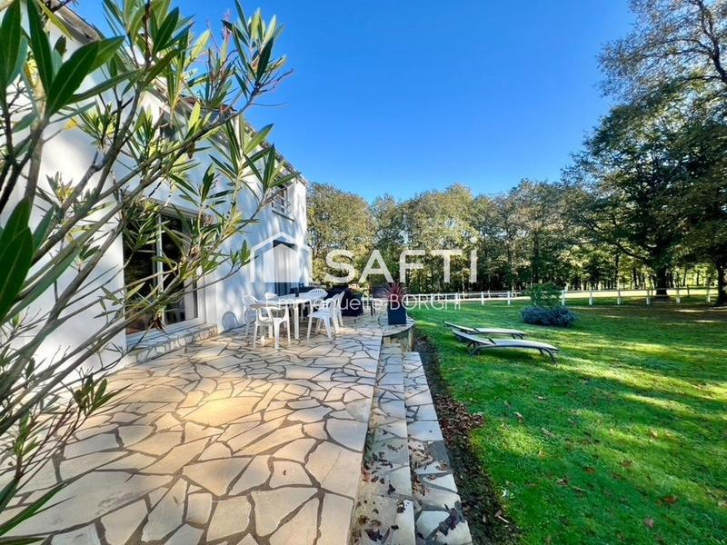 Maison - 156 m² - 6 pièces