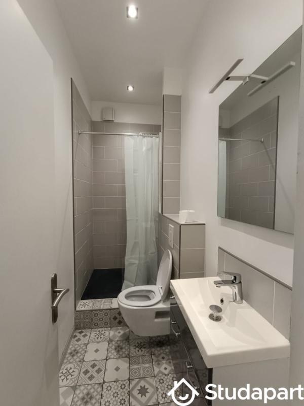 Chambre - 14 m² - 1 pièce