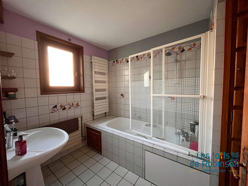 Maison - 184 m² - 7 pièces