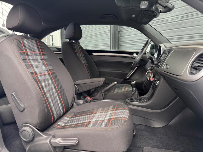 Volkswagen Coccinelle 1.2 Tsi 105 Club + Carplay