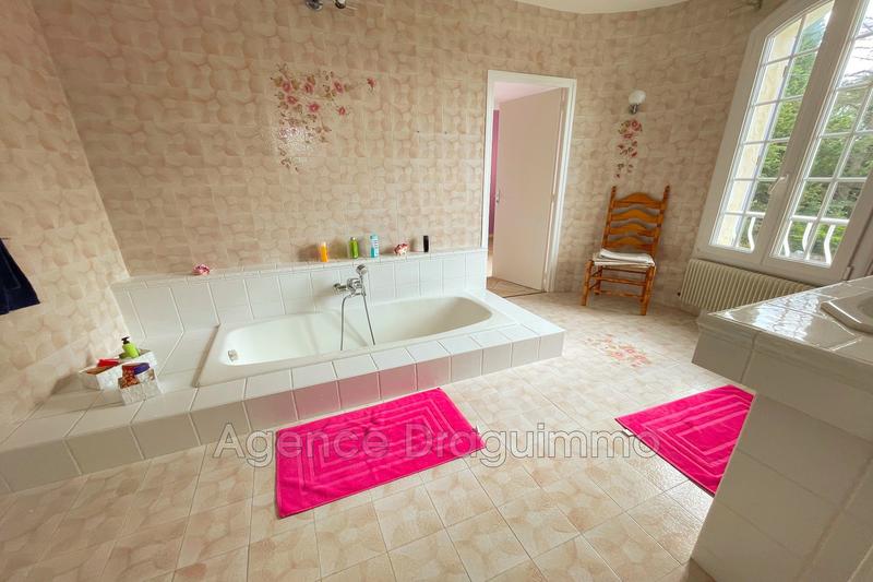 Maison - 380 m² - 10 pièces