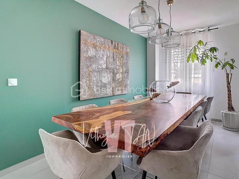 Maison - 160 m² - 7 pièces