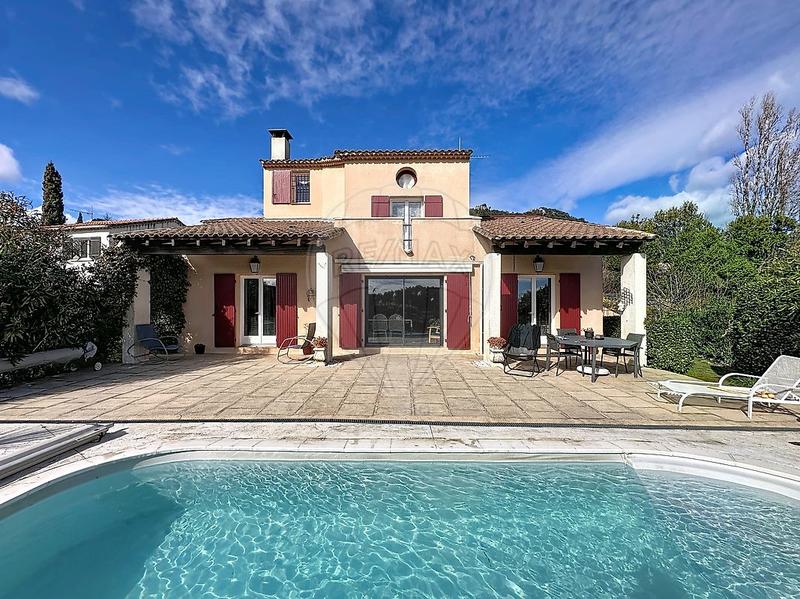 Maison d'architecte - 180 m² - 6 pièces