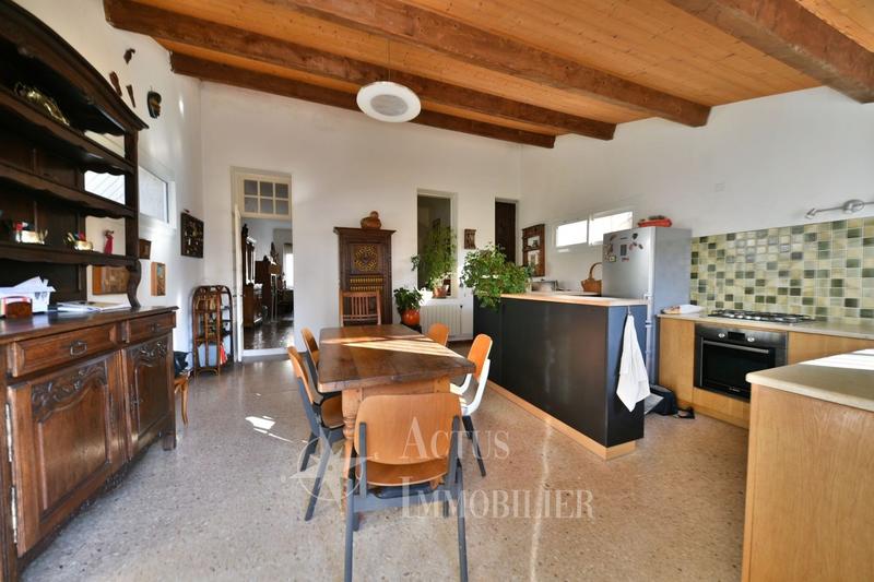 Maison - 140 m² - 5 pièces