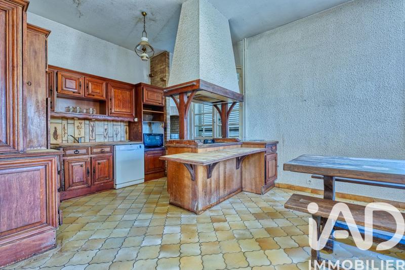 Maison - 283 m² - 10 pièces