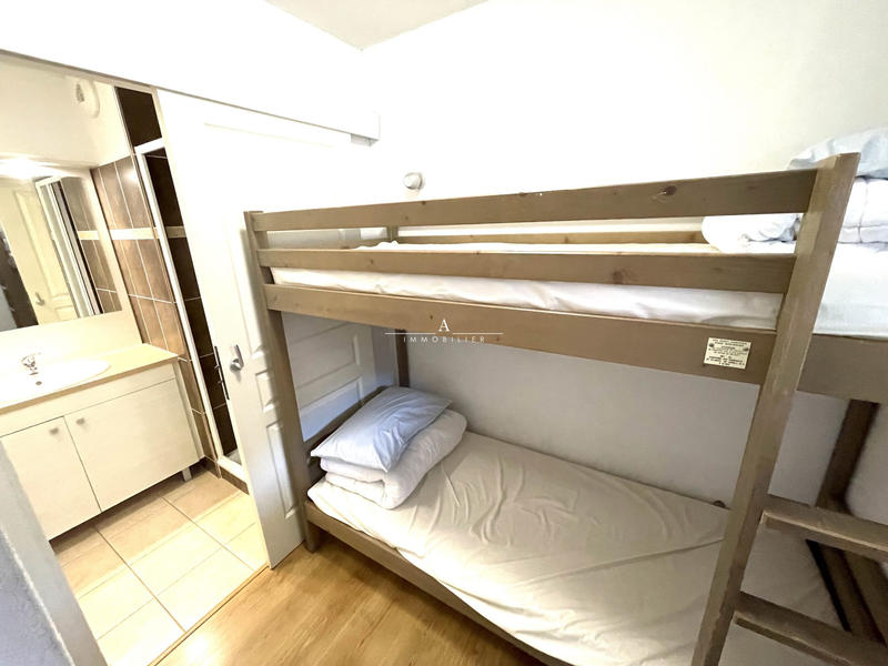 Appartement - 50 m² - 5 pièces