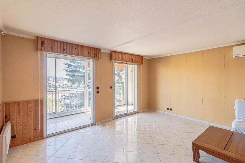 Appartement - 134 m² - 5 pièces