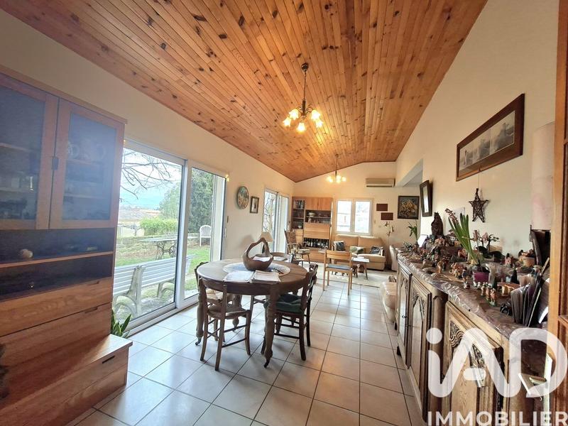 Maison - 179 m² - 8 pièces