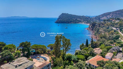 Villa - 300 m² - 8 pièces