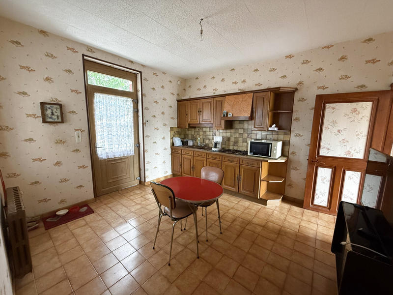 Maison - 127 m² - 8 pièces