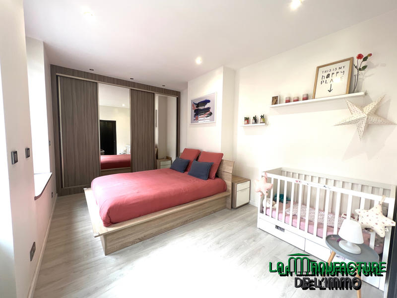 Appartement - 116 m² - 5 pièces