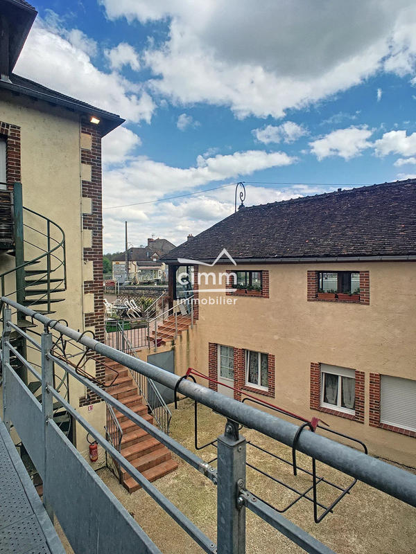 Immeuble - 1 166 m²