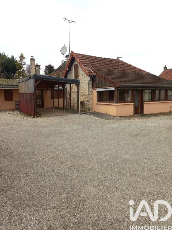 Maison - 98 m² - 5 pièces