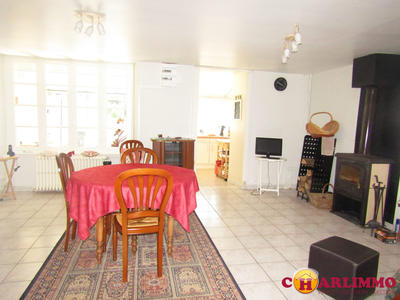 Maison traditionnelle - 105 m² - 4 pièces