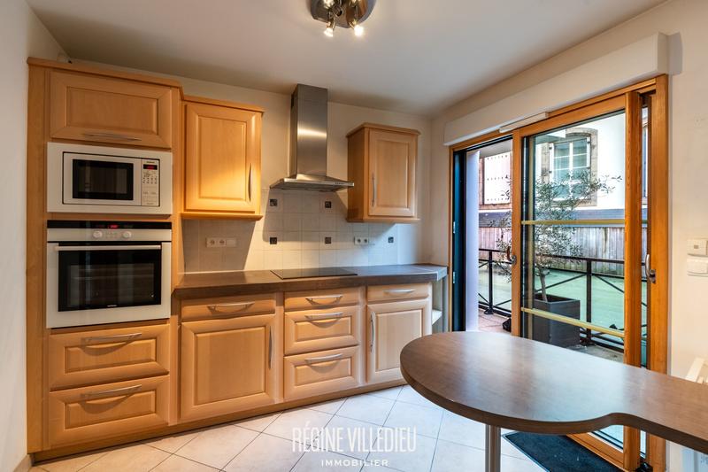 Appartement - 174 m² - 6 pièces