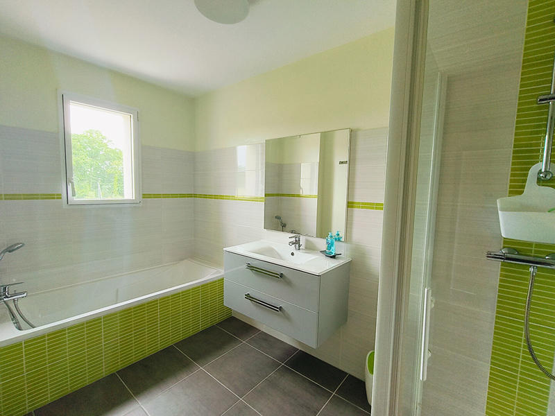 Maison - 136 m² - 6 pièces