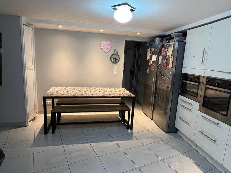 Pavillon - 140 m² - 5 pièces