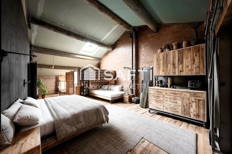 Maison - 250 m² - 7 pièces