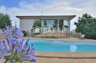 Villa - 179 m² - 6 pièces