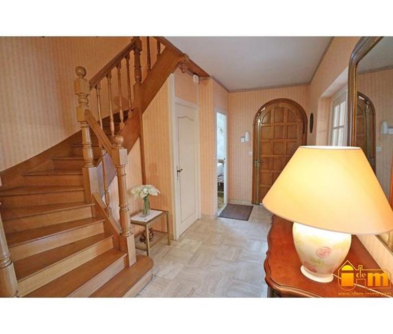 Maison traditionnelle - 140 m² - 6 pièces