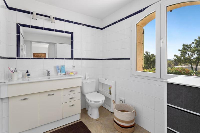 Maison - 294 m² - 5 pièces