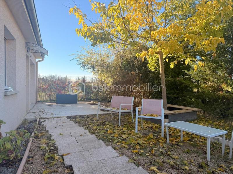 Maison - 104 m² - 5 pièces