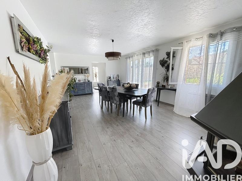 Maison - 145 m² - 6 pièces