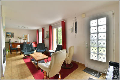 Maison - 143 m² - 6 pièces