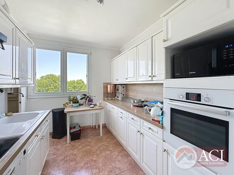 Appartement - 71 m² - 4 pièces