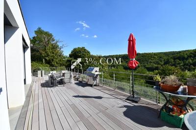 Propriété - 175 m² - 5 pièces