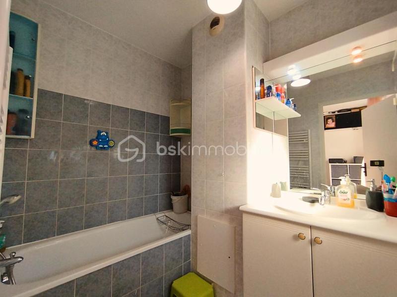 Appartement - 101 m² - 5 pièces