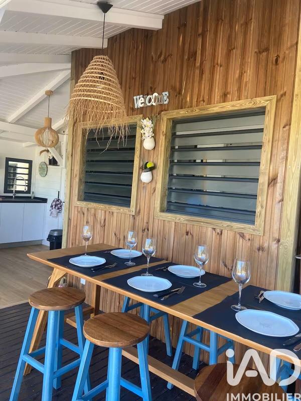 Maison - 90 m² - 4 pièces