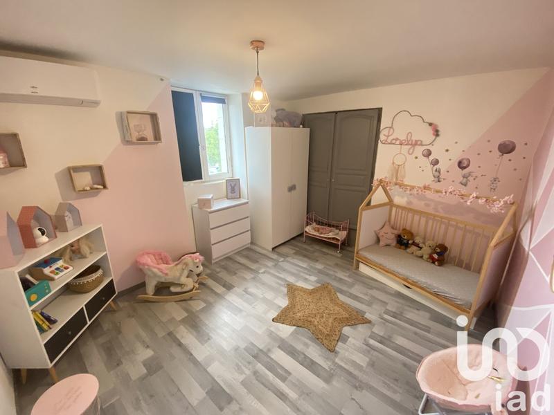 Maison - 215 m² - 9 pièces