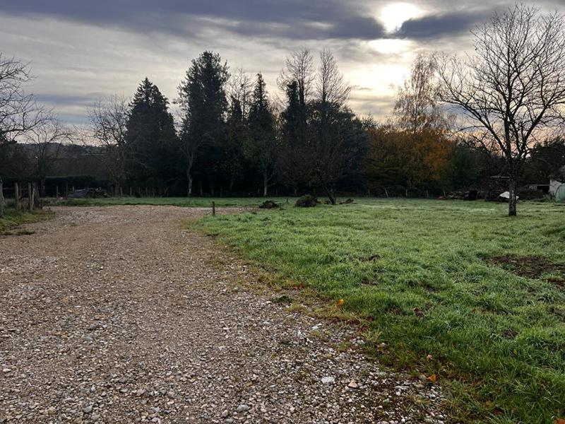 Terrain constructible - 2 033 m²