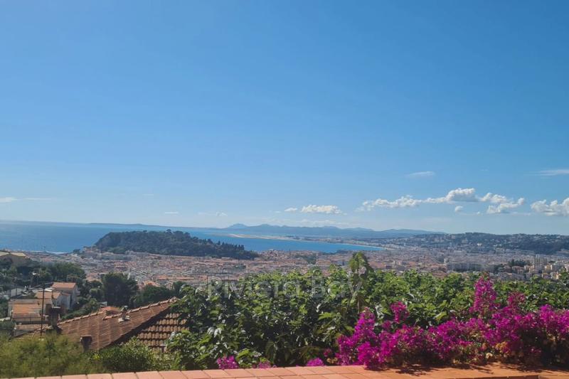 Villa - 338 m² - 7 pièces