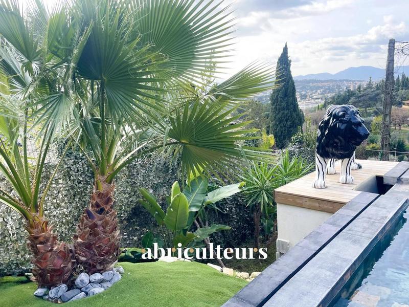 Maison ancienne - 227 m² - 7 pièces