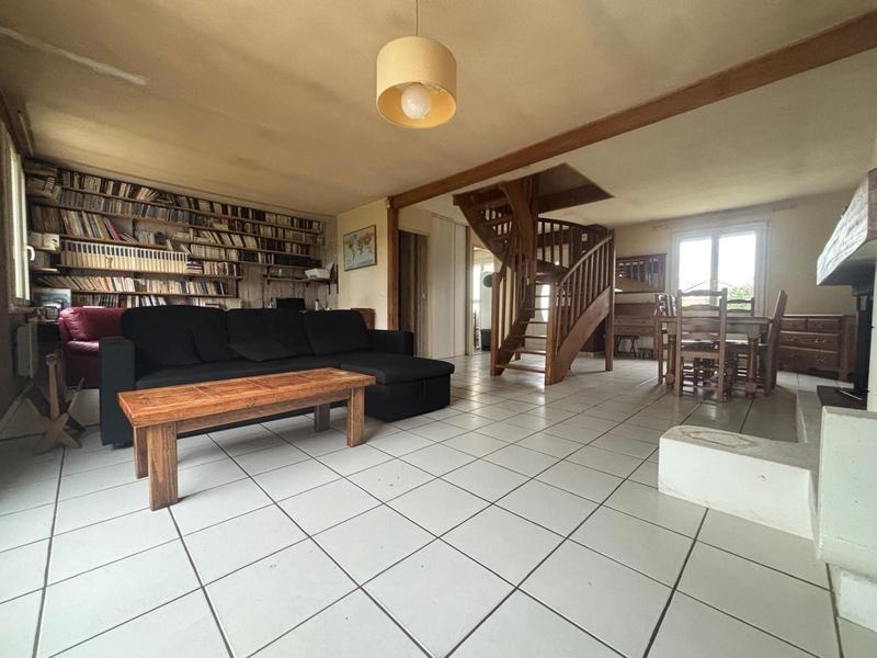 Maison - 97 m² - 6 pièces