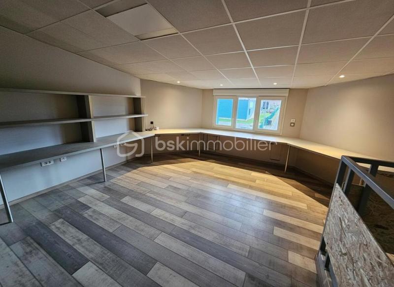 Bureau - 770 m² - 8 pièces