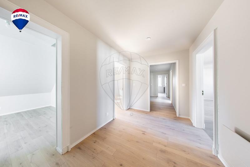 Appartement - 101 m² - 5 pièces