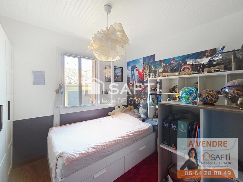 Maison - 180 m² - 6 pièces