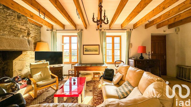 Maison - 278 m² - 12 pièces