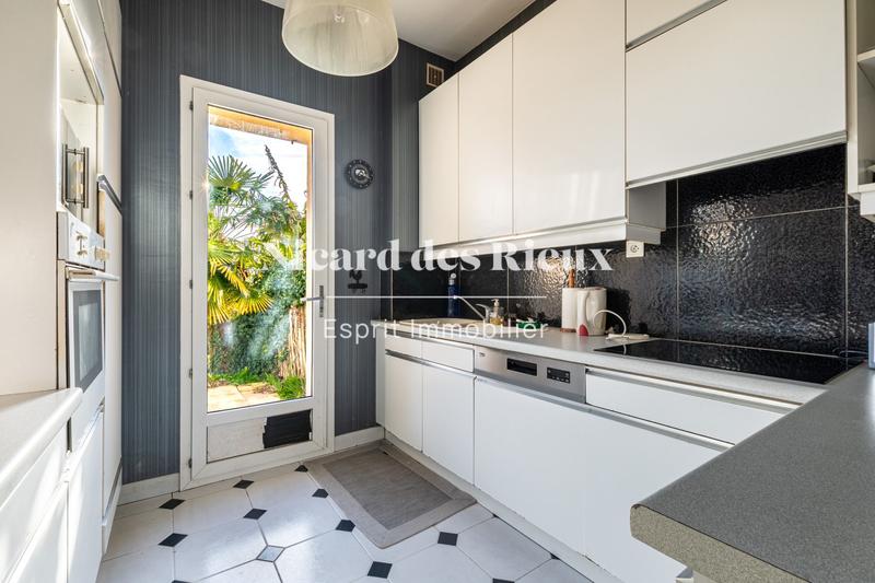 Maison ancienne - 180 m² - 9 pièces