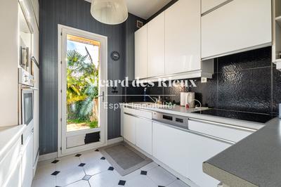 Maison ancienne - 180 m² - 9 pièces