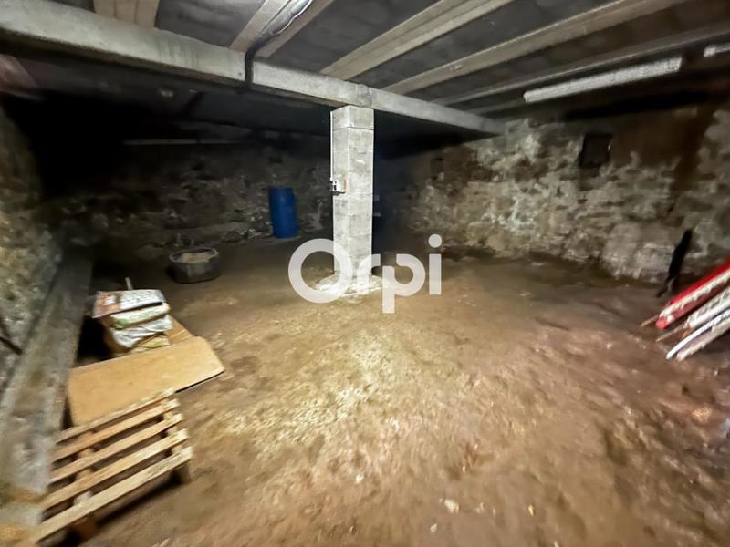 Maison - 224 m² - 2 pièces