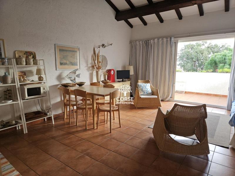 Appartement - 70 m² - 4 pièces