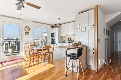 Appartement - 120 m² - 5 pièces