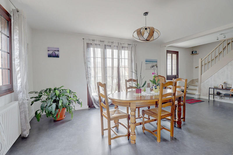Maison - 127 m² - 6 pièces